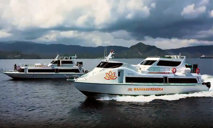 what to do on a fast boat